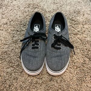 Vans canvas lace up